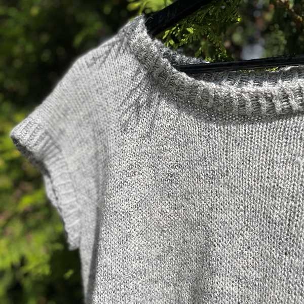 Basic Sommer Tee - Strikkeopskrift